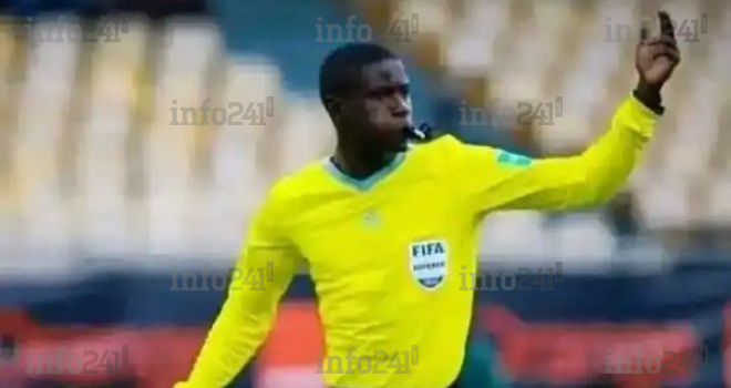 Un arbitre gabonais parmi les 20 meilleurs arbitres professionnels de la CAF