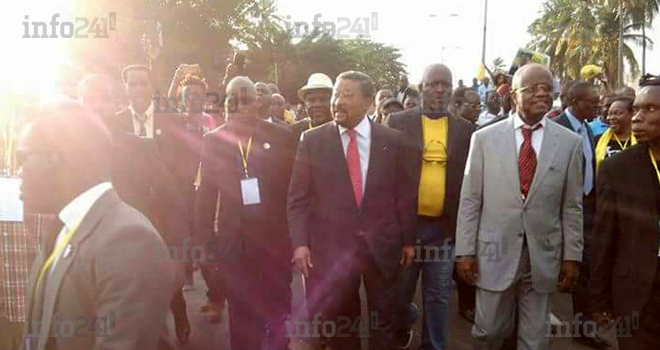 Jean Ping regagne Libreville sous tensions policières et enthousiasme de ses partisans