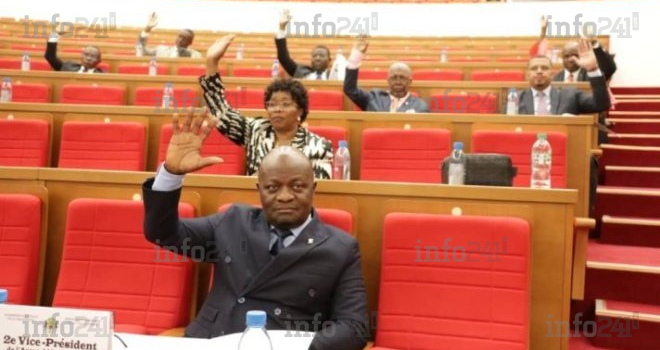 Gabon&nbsp;: 3 accords internationaux adoptés par les députés pour l’ultime séance de la transition