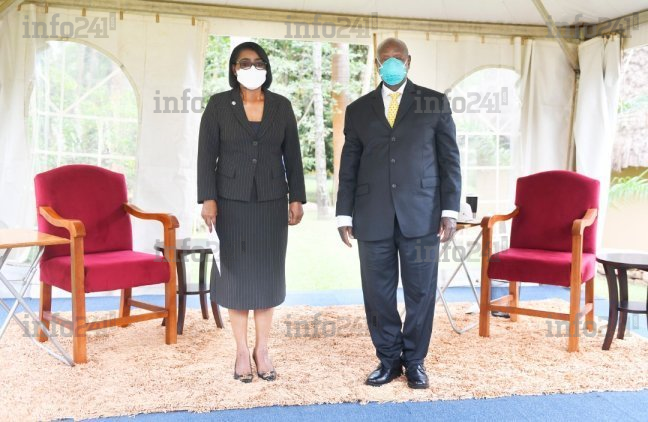 Ali Bongo envoie sa Première ministre à l’investiture du 6e mandat de Yoweri Museveni